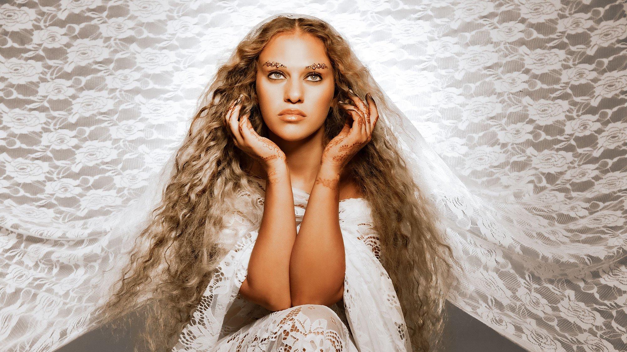 Elyanna-v2-EXCLUSIVE