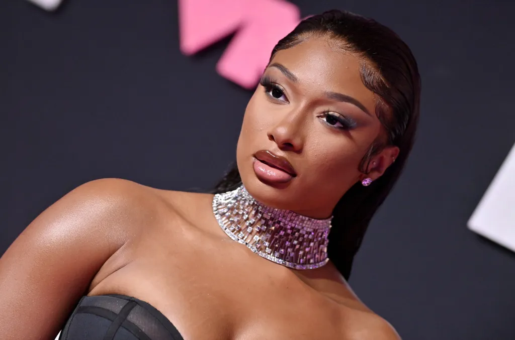 Megan-Thee-Stallion-2023-mtv-vma-red-carpet-15-billboard-1548