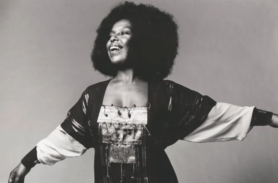 Roberta-Flack-1971-portrait-billboard-1548