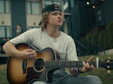 [ID: BBHfk4-KBtM] Youtube Automatic