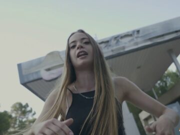 [ID: 0imgTdRwEqo] Youtube Automatic