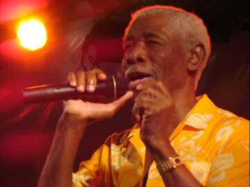 [ID: GRebawucM5Y] Youtube Automatic