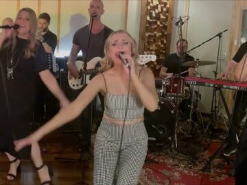 [ID: um3drmtXOhY] Youtube Automatic