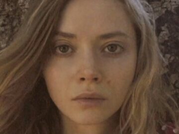 [ID: y-rYCS8tEqQ] Youtube Automatic