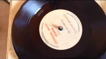 [ID: yRdJ7usrrkc] Youtube Automatic