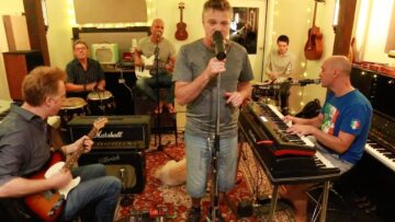 [ID: e6qtuMNUS3Q] Youtube Automatic