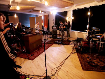 [ID: P8kBzKaElIE] Youtube Automatic