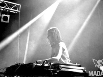 [ID: zNG34ecv31Q] Youtube Automatic