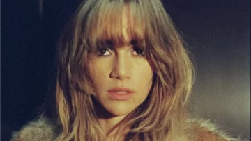 suki-waterhouse-deluxe-album