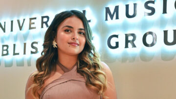 D03EF61C-2CD5-4A25-8D0A-D636C995A61B