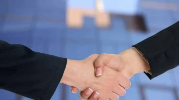 handshake-3298455_1280