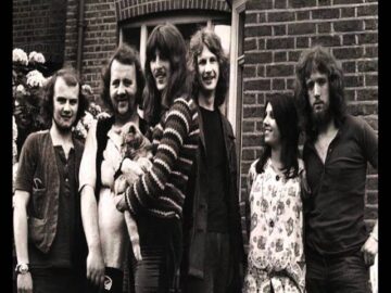 [ID: r3Fg0hIY1YE] Youtube Automatic