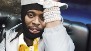 [ID: P2Jiav2JxJE] Youtube Automatic