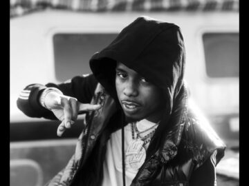 [ID: Tr-GqCC48Zk] Youtube Automatic