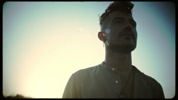 Daniele Odasso | Living In Between