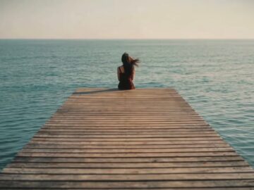 Lucia Lay – Faker (Lyric Video)