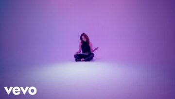 Theresa – Rearview